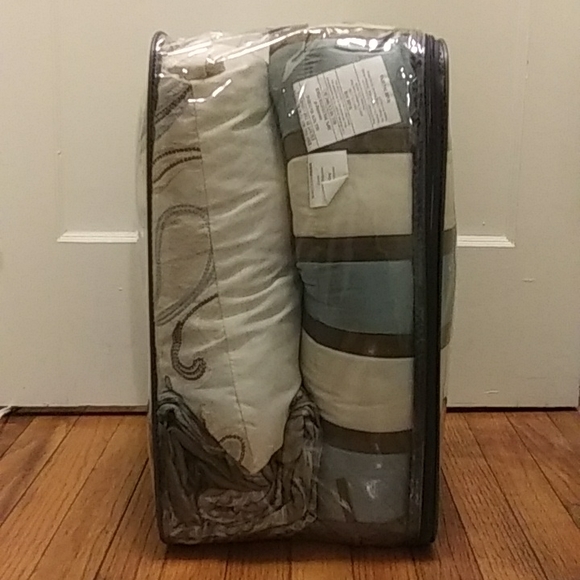 Madison Park Aubrey 6-pc Duvet Cover Set - Full/Queen, NWT - Picture 4 of 7